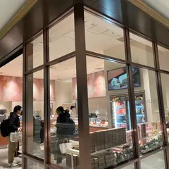 クリオロ 麻布台ヒルズ店