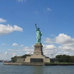 自由の女神（リバティ島）