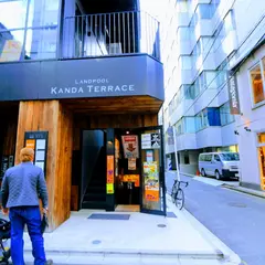 ロンドンスポーツ神田テラス店