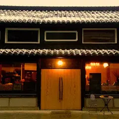  B&B On y va & Experience/ 旧:カフェ オニヴァ
