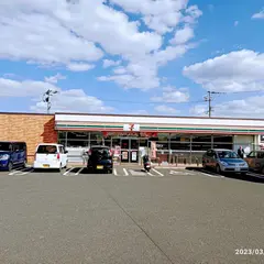 セブン-イレブン 直方下境北店