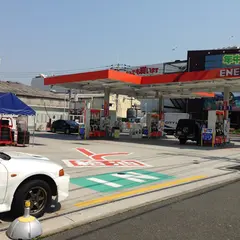 ニコニコレンタカー福岡空港志免店