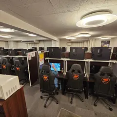 e-Sports CAFE AIM+U eスポーツ カフェ エイムユー 大阪 関西 eSports