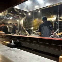 すするか、すすらんか。心斎橋店