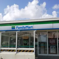 ファミリーマート 糸満米須店