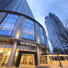 クインテッサ大阪ベイ