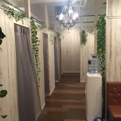 梅田店 占いの館ルーナ