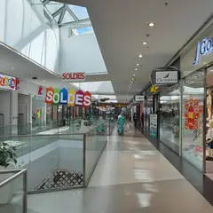 Tachfine Center