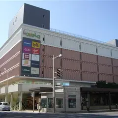 ラブラ万代