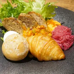 ホテル・アンドルームス大阪本町／hotel androoms Osaka Hommachi