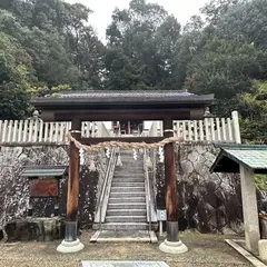 平群神社