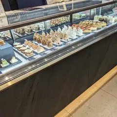 Masahiko Ozumi Paris 阪急うめだ店
