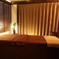 アタマファクトリー 新橋銀座店