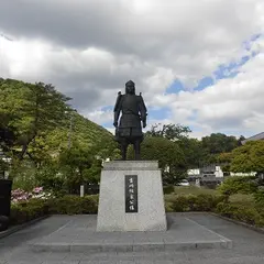 吉川経家公像