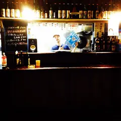 青島酒場 東