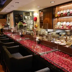 CAFE & BAR CROISEE(ｸﾛﾜｰｾﾞ)《九条》【カフェ／ワインバー／ダイニングバー／梅酒／女子会／宴会／パーティー／おしゃれ／京セラドーム】