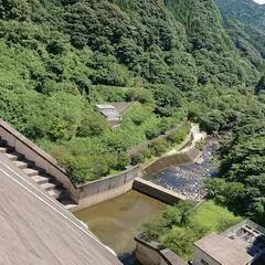 萱瀬ダム