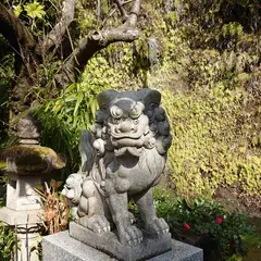銭洗弁天宇賀福神社