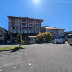 湯の里駐車場