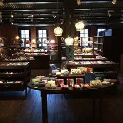 Souvenir Gallery YOKOHAMA