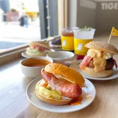 TOMORROW TIGER BAGEL