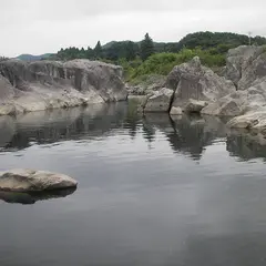 籠岩
