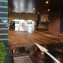 ドーミーイン水戸 駐車場