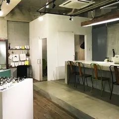 蒲池眼鏡舗 FLOOR