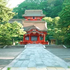 鶴ケ岡会館