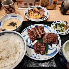牛たんとろろ麦めし ねぎし 新宿東口店