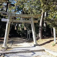 天王社刀剣の森・靱負神社