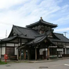 井波物産展示館