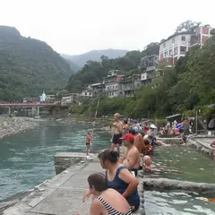烏来温泉（Wulai Hot Spring）