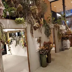 パンとエスプレッソと花束を