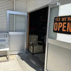 vintage furniture dealer HICK