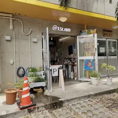 @ISLAND 島のデリとクレープとワイン