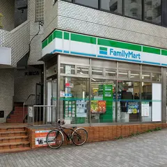 ファミリーマート 東陽町駅前店