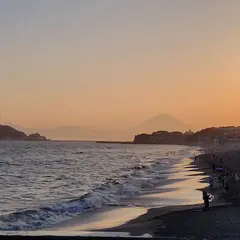 七里ヶ浜海岸駐車場 江の島側