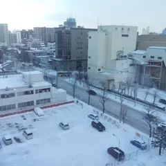 北８条西