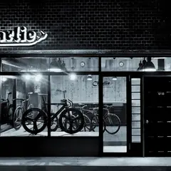 ピストバイク専門店 Charlie