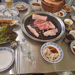 모름지기 연탄구이 서면점