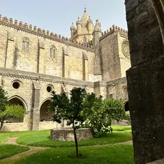 エヴォラ大聖堂（Evora Cathedral）