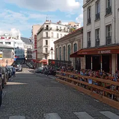 Pl. Saint-Pierre