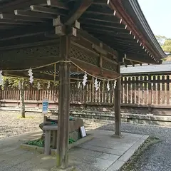 吉野神宮 裏手水舎(国登録有形文化財)