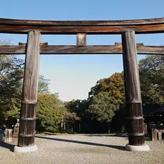 吉野神宮 大鳥居(国登録有形文化財)