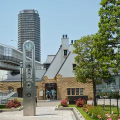 ヴェルニー公園