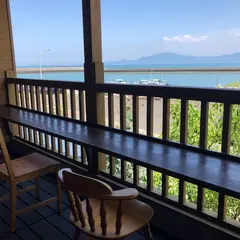 カフェ ニジノフネ