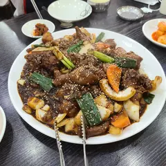 ネリムソン参鶏湯（내림손삼계탕）