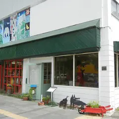 ギャラリープルプル