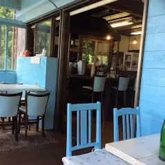 結乃屋 MITSUBACHI（ユイノヤミツバチ）